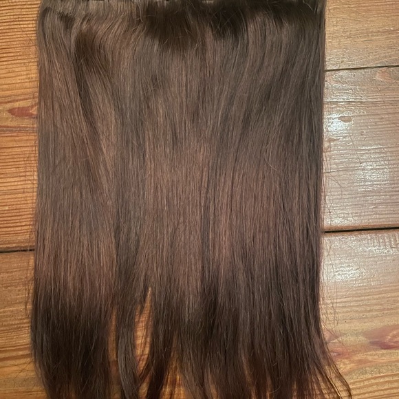 SHE,By Shilo Hair Extension, Flip and Go, Halo hair extension,16-18โ Dark brown - Picture 8 of 13